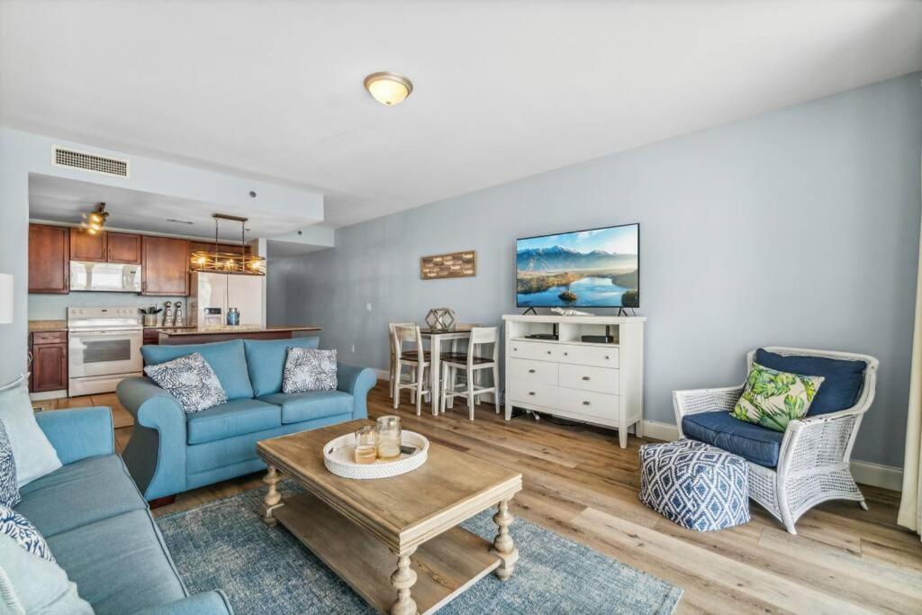 Spacious Beach Condo With Gulf Views! Sleeps 8! By Dolce Vita Getaways Pcb Panama City Beach Luaran gambar
