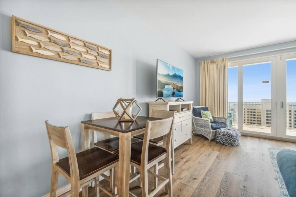 Spacious Beach Condo With Gulf Views! Sleeps 8! By Dolce Vita Getaways Pcb Panama City Beach Luaran gambar